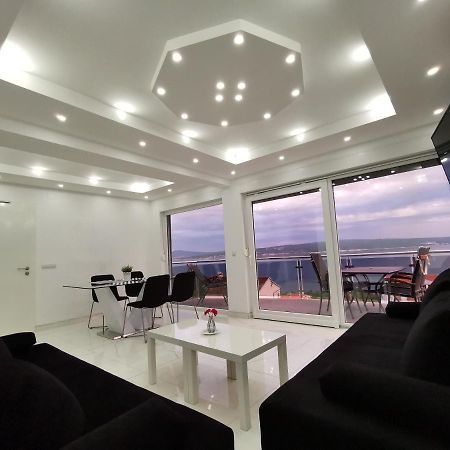 Apartments Blazevic, Heated Pool&Jacuzzi Dramalj Kültér fotó