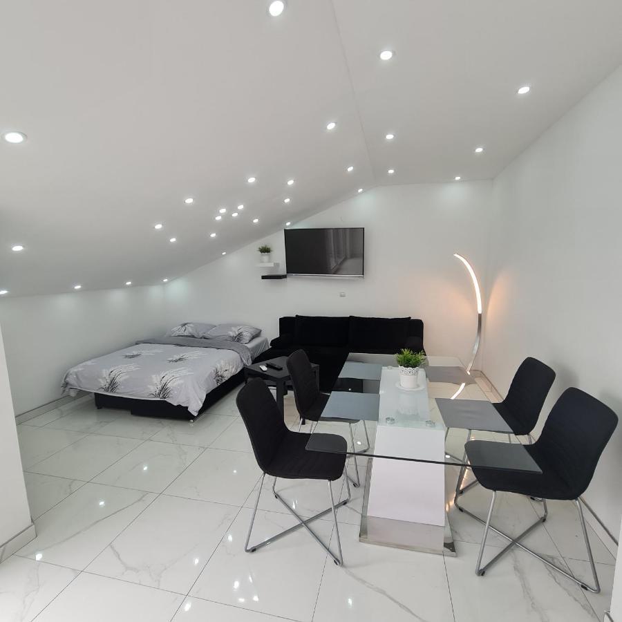 Apartments Blazevic, Heated Pool&Jacuzzi Dramalj Kültér fotó