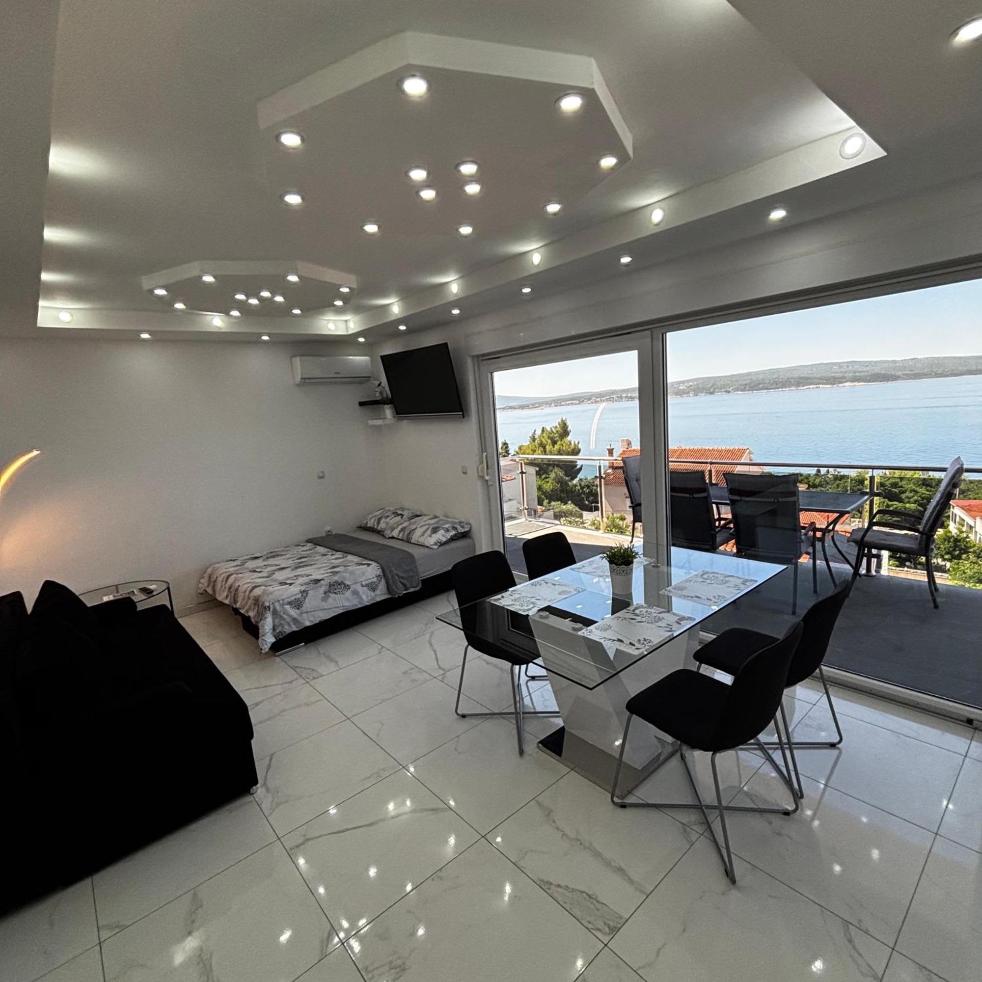 Apartments Blazevic, Heated Pool&Jacuzzi Dramalj Kültér fotó