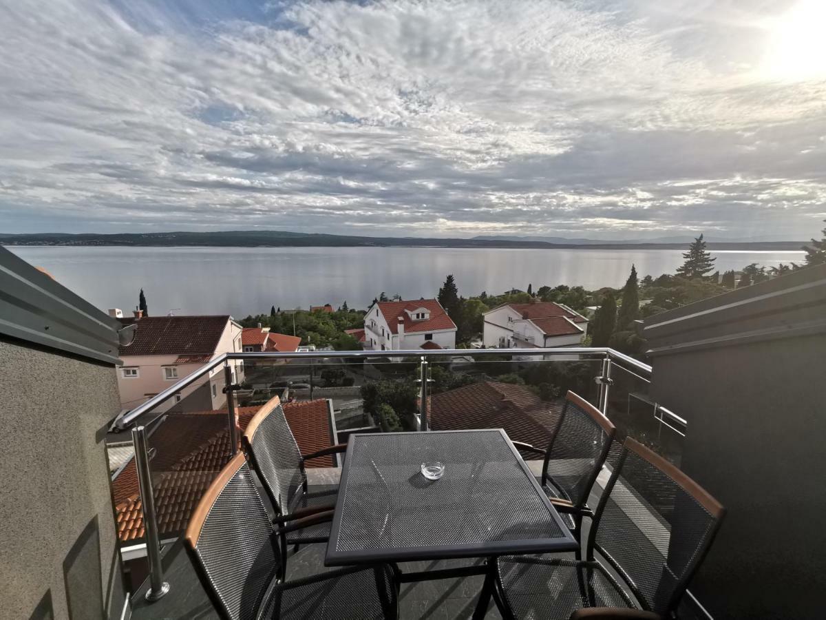 Apartments Blazevic, Heated Pool&Jacuzzi Dramalj Kültér fotó